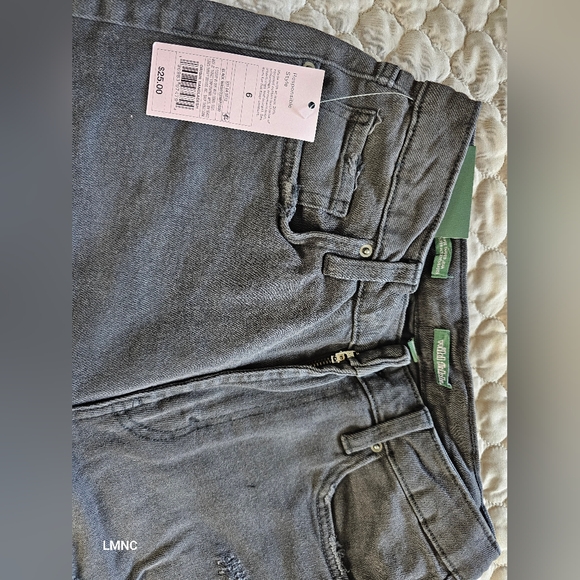 New, Wild Fable Super High-rise faded black tapered jeans. - Picture 2 of 5